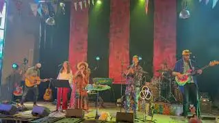 Trinity Wereldwijs Live met Elly Zuiderveld - Wereldvreemd (Official Bootleg Video)
