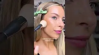 Dry bronzer? Add the Rhode glazing milk 😍 #makeup #makeuptips #makeuptipsandtricks #makeuphacks