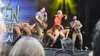 Dirty Rotten Scoundrels perform at West End Live 2014