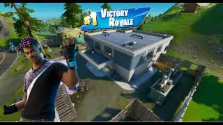 Getting a win with a BOT SKIN (Fade) Ep. 1 + ALL MYTHIC WEAPONS