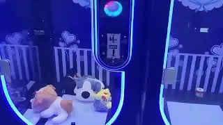 Scissor gift game machine