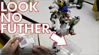 Affordable display stand for Gunpla and Figures Review.