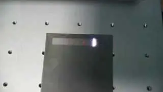 Удаление покрытий волоконным лазером Perfect Laser PEDB-400B