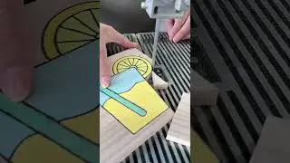 WoodCuttingArt #ScrollSawDesign #RibbonCraft #HandmadeArt #WoodworkingShorts #SatisfyingWoodcut #