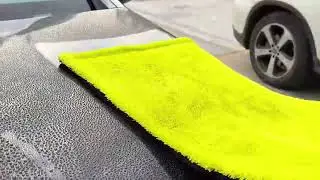 The super absorption Nano Microfiber Twist Loop Car Cleaning Towel #CarCleaningTowel #CarDetailing