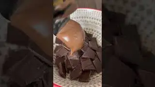 Cornflake cake 🍰 🍫 #shorts #shortscooking #cooking #cornflakes #chocolate #cornflakesrecipe