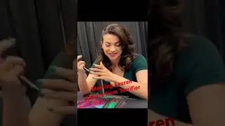 Lauren LaVera signs our Terrifier poster #autographs #terrifier_2_2022 #scarefest #convention