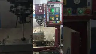 Plastic Mold Manufacturing #industry #plasticmolding #machine #machining
