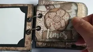 Flip book with Stamperia Old Lace papers.