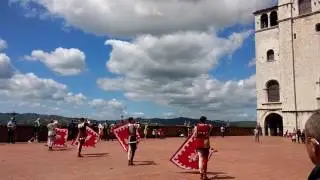 juggling with flags - gubbio italy