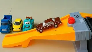 WOW! 5 Mobil Anak Lewat Perosotan Super Seru! #mobilmainananak #truk #trukmainan