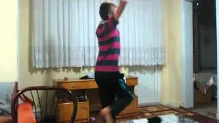 Savaştepe ' nin meşhur gur ali dansı :)