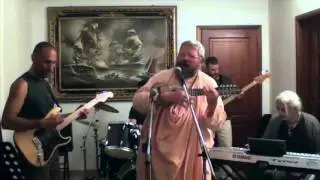 Chanting the Names of the Lord - Paramadvaiti Swami