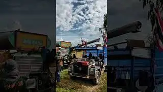 Rice is being unloaded #shorts #thailand #twitch #myrealthailand #livestream #farming #outdoors