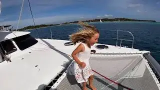 NOW SOLD! Fountaine Pajot Lavezzi  40 For Sale: 'Ponyo' Guided Tour!