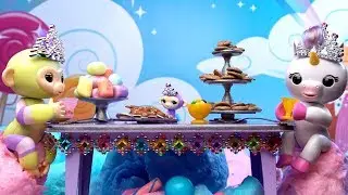Fingerlings | Tea Time With Gigi The Unicorn | Pretend Play | Unicorn Videos for Kids