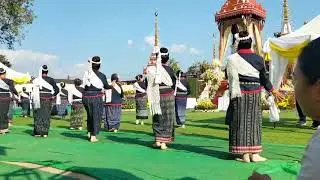 Villagers Thai dancee