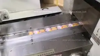 Automatic cookies biscuit flow bag film wrapping sealing packaging machine