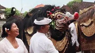 Mendak Tirta Ring Pura Penyimpenan
