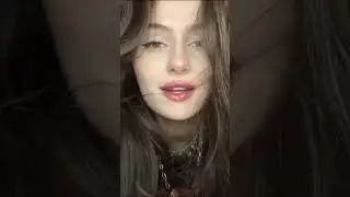 beautiful hot girl showing body parts in very hot mood (4)