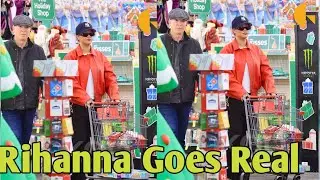Rihanna Spotted On A Christmas Shopping Trip To The CVS Pharmacy in West Hollywood