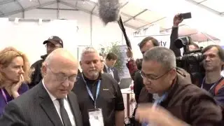 COP21 - Visite Michel Sapin - Orange Silicon Valley - Web TV Energies de la mer