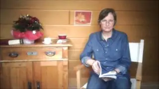Dorothea Puschmann liest 2 Gedichte aus Da sitzt der Wurm drin