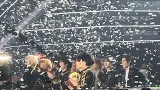 230218 써클차트 뮤직 어워드 ENHYPEN & TXT reaction BSS 부석순 거침없이 fancam