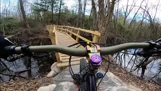 Hempstead Harbor Woods, Swamp Thing. First ride, only half of it. My buddy wiped out behind me ☹️