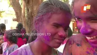 Divyangs Celebrate Holi In Bargarh