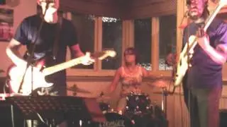 The ORGANIZERS - Oliver's Army (with Jo Martin, Guest Drummer)