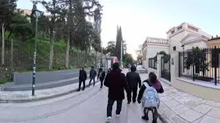 360 Taking a walk towards the Parthenon. 