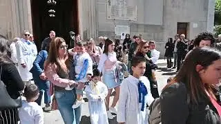 Vibo Valentia Pasqua 2025. AFFRUNTATA 27/38. Uscita processione dei Piccoli Confratelli. 27/38