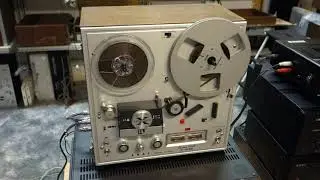 Akai X-150D