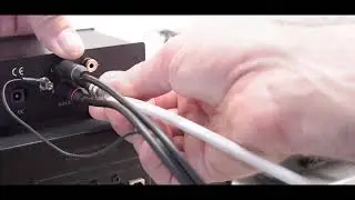 Comment relier une platine vinyle et un pr&eacute;-ampli phono RIAA &agrave; un ampli st&eacute;r&eacute;o ?