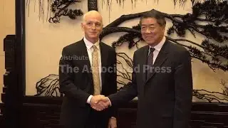 US lawmakers in China meet with Chinese top economic officials to discuss trade