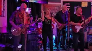 Star Bar And Grill, Federal Way - Charlie Martin 
