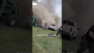 Grain silo collapses in Illinois town