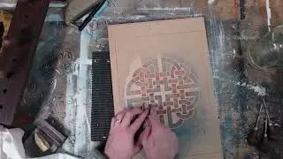 Dara Knot - Woodcut Timelapse