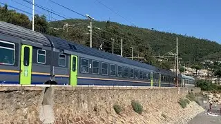 E.464 con una MDVE particolare sui binari della Liguria