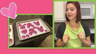 Making Disney Macarons from scratch
