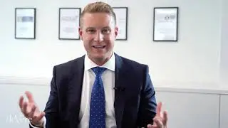 What does a deVere Intern do?