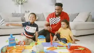 VTech | Toot-Toot Drivers RC Raceway | TVC