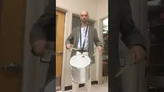 Basic Brazilian drumming: repinique 1
