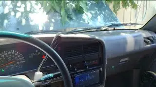 Installing double din into 1993 Toyota Pickup Bvcp9700A boss audio