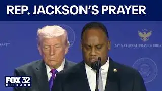 U.S. Rep. Jackson prays in front of Trump | The Chicago Report