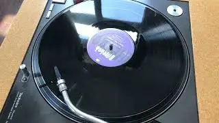 Bileebob - Call Me (UR-081 / Underground Resistance) 12