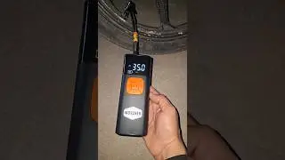 Best Woscher i6 2in1 Tyre Inflator for Car/Bike/Cycle/Football #tyreinflator #woscher #shorts