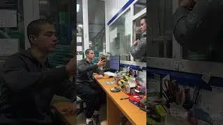 Забыл за клиента🫣
