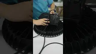 UFO high bay light #factory #ledlight #ledfactory #led #asmr #olamled #lamp #lighting #factorywork
